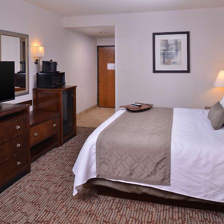 Best Western Plus Wichita West Airport Inn Exterior foto