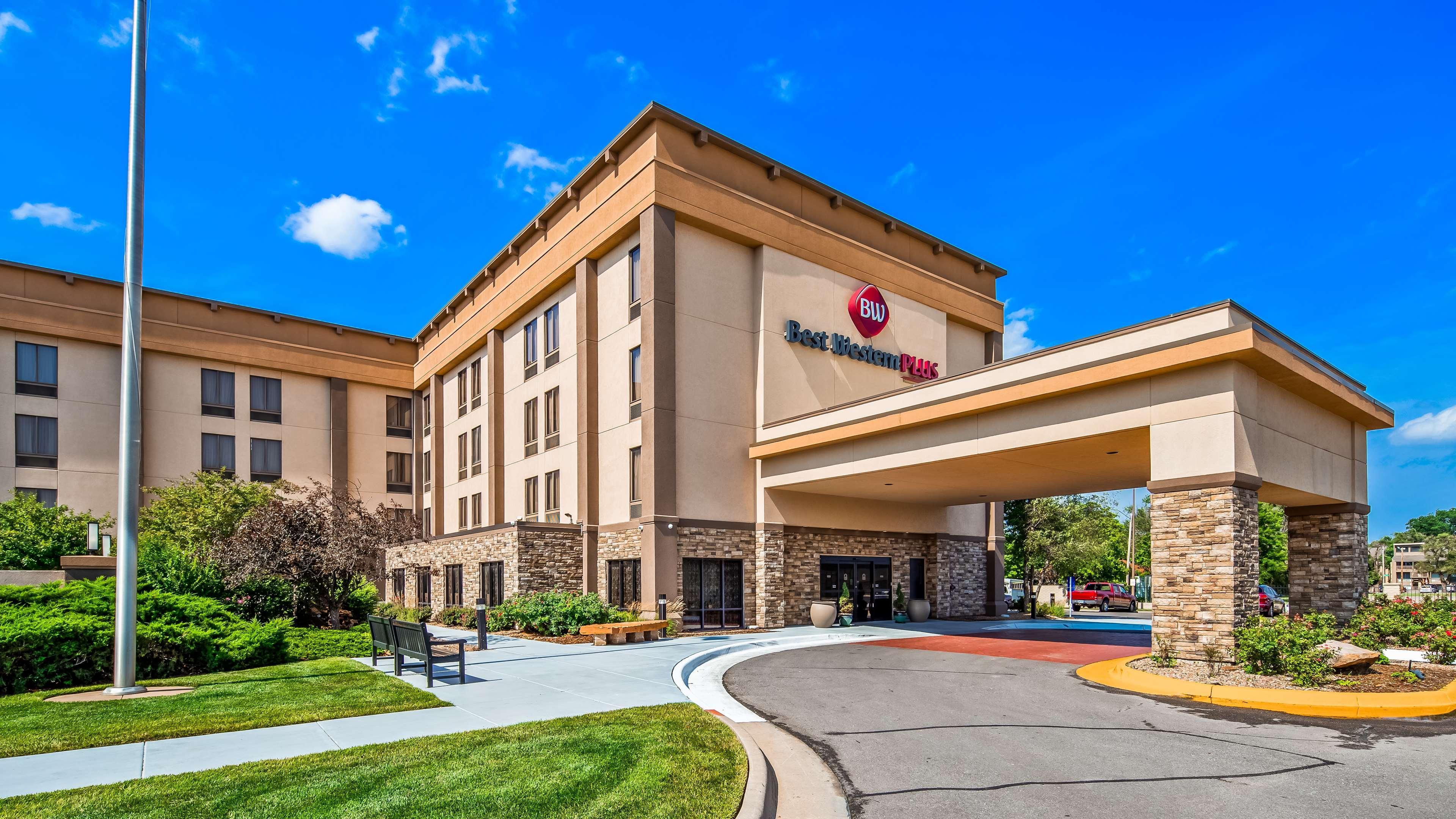 Best Western Plus Wichita West Airport Inn Exterior foto